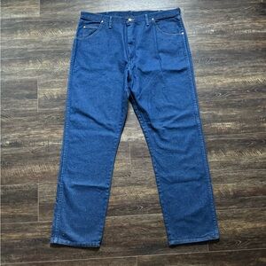 Wrangler Jeans Mens 42 x 34 Blue Cowboy Cut Western Denim Workwear